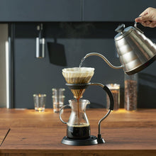 Load image into Gallery viewer, Hario | Heatproof Glass Decanter | 400ml